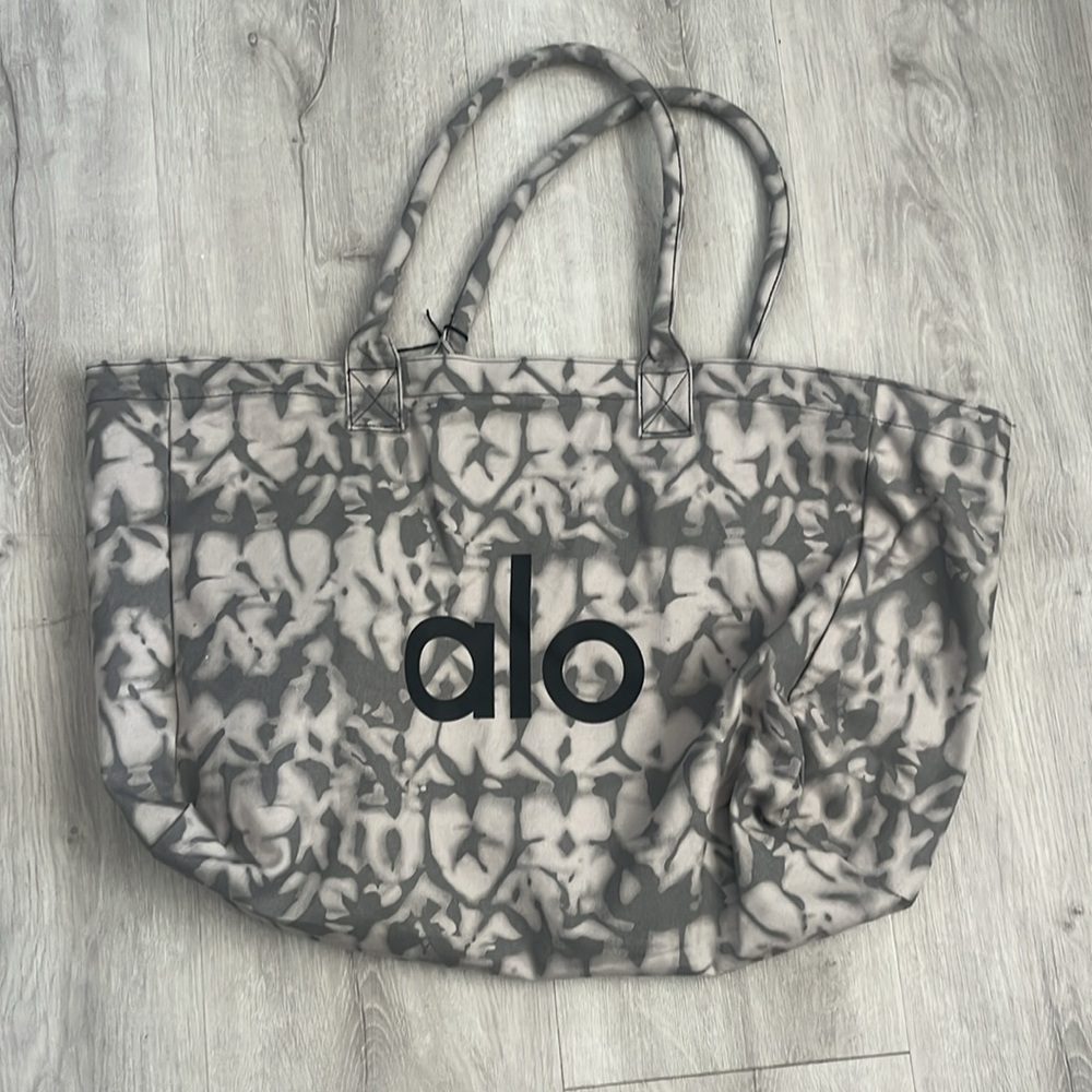 ALO GYM BAG
